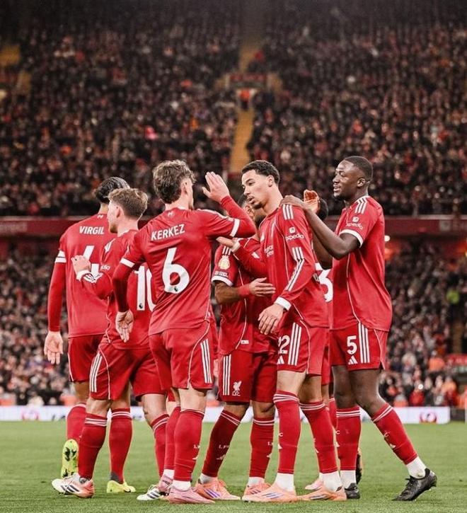 德天空：尤文关注匈牙利20岁中场托特，球员身价1500万欧（德天空：尤文有意引进20岁匈牙利中场托特，估值约1500万欧元）