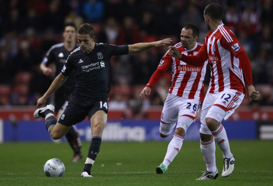 青训小将助攻制胜球，引发关注（青训新星助攻制胜，备受瞩目）