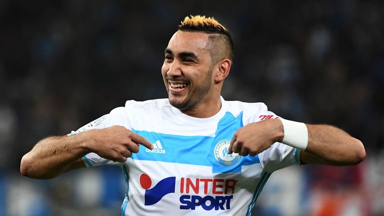 广厦逆转胜利展现韧性（广厦逆转告捷尽显韧劲）