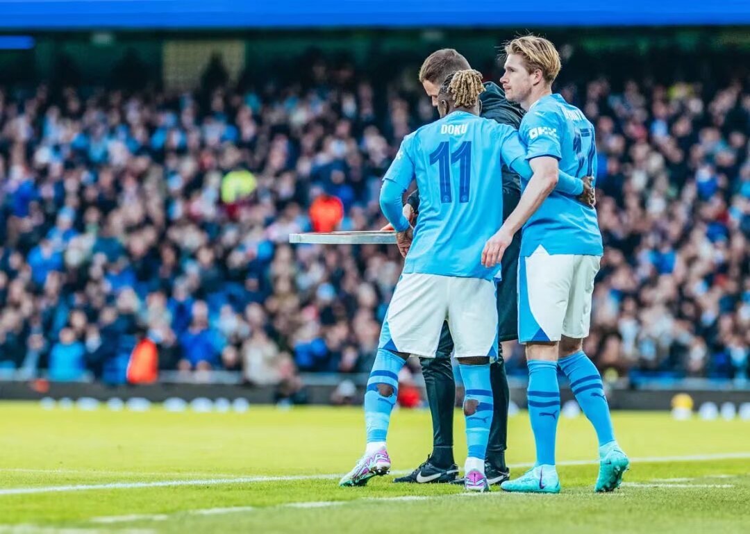 广厦男篮末节逆转战胜北京（广厦男篮末节发力逆转击败北京）