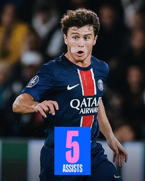 足球报：中足联将于12月12日在上海举行2025职业联赛颁奖大典（足球报：中足联定于12月12日在上海举办2025职业联赛颁奖典礼）