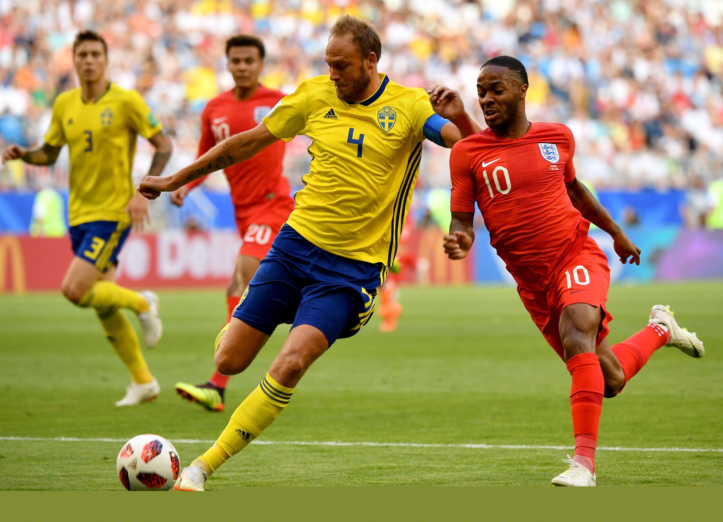 博主：梅西不是突然造访诺坎普的，阿根廷队正在西班牙集训（博主：梅西现身诺坎普并非偶然，阿根廷队正于西班牙集训）