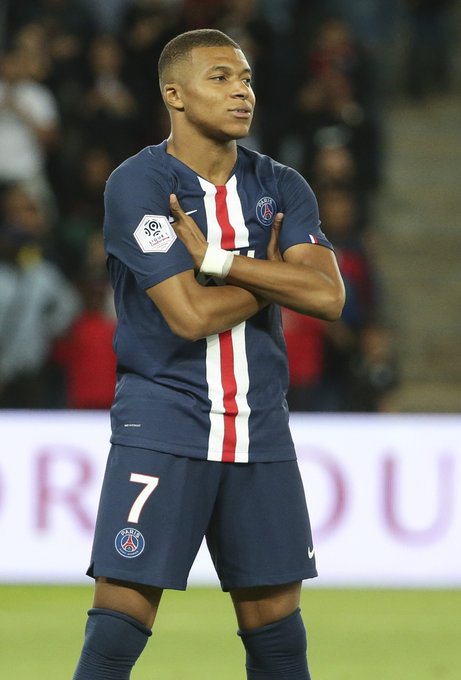 亚特兰大1-0马赛，萨马尔季奇绝杀，CDK失点，卢克曼进球被吹（萨马尔季奇绝杀制胜，亚特兰大1-0马赛，CDK失点，卢克曼进球无效）