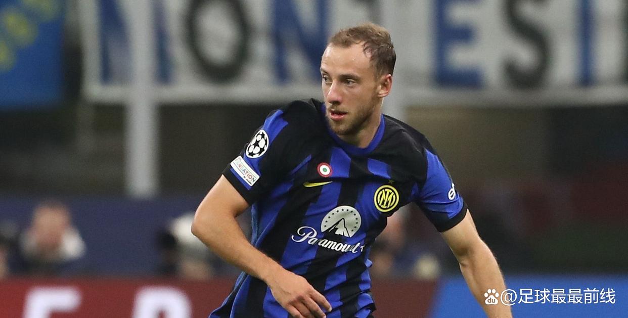 法国队最新球衣号码：恩昆库7号，坎特13号，谢尔基14号