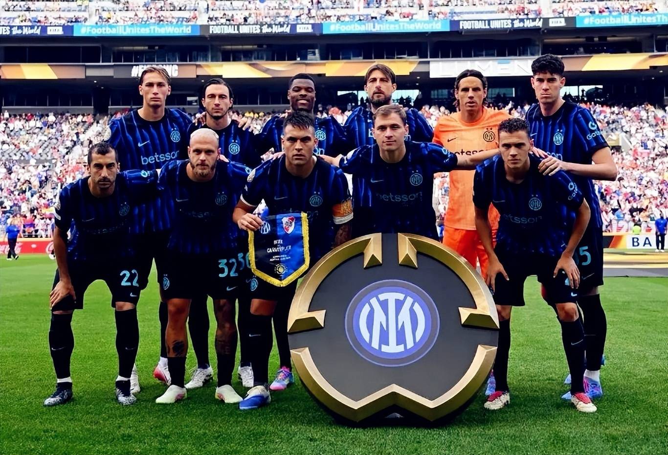 孔蒂：球员承担责任展现了成长，此刻我们不怕任何事物任何人（孔蒂：球队勇于担责体现成长，如今我们无惧任何对手与挑战）