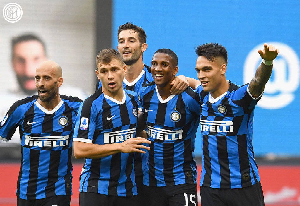 杰伦·约翰逊半场三双创纪录，成道格·里弗斯后首人